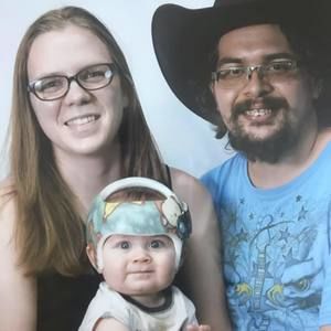 Meet your Posher, Tia